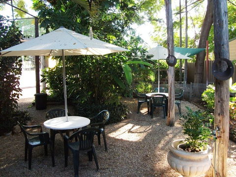 The Stockyard Gallery - Accommodation Main Beach 1