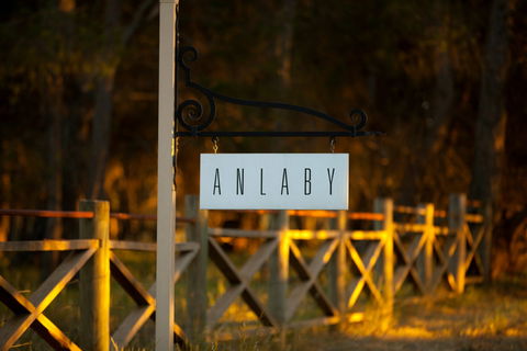 Anlaby - Accommodation Main Beach 2