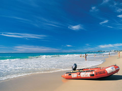 Broadbeach - Accommodation Main Beach 0