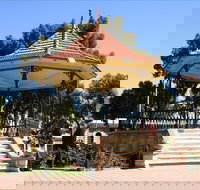 Gladstone Square - Accommodation Main Beach