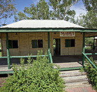 Lenroy Slab Hut - Accommodation Main Beach