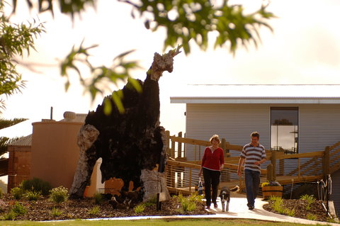 Newman's Horseradish Farm And Rusticana Wines - Accommodation Main Beach 1