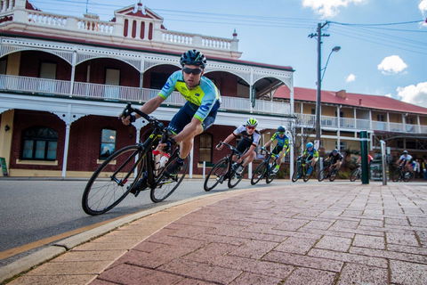 The Heron's Highway - Avon River Cycle Trail - Accommodation Main Beach 1