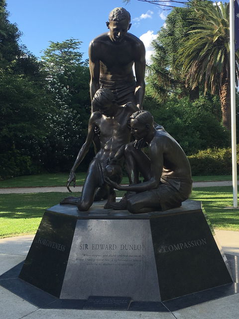 Weary Dunlop Memorial - Accommodation Main Beach 0