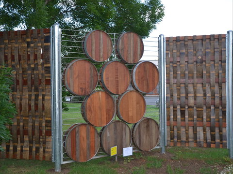 Arts Rutherglen Sculpture Trail - Accommodation Main Beach 0