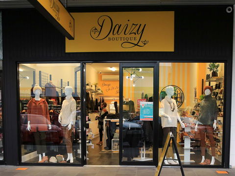 Daizy Boutique - Accommodation Main Beach 0