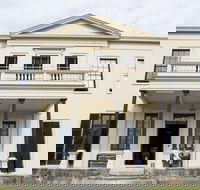 Elizabeth Bay House - Accommodation Main Beach