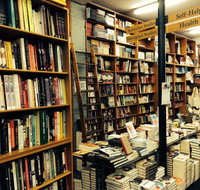 Gleebooks - Accommodation Main Beach