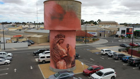 Kadina Shopping - Accommodation Main Beach 2
