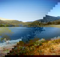 Lake William Hovell Recreation area - Accommodation Main Beach