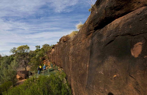 Mulgowan (Yappa) Aboriginal Art Site Walking Track - Accommodation Main Beach 0