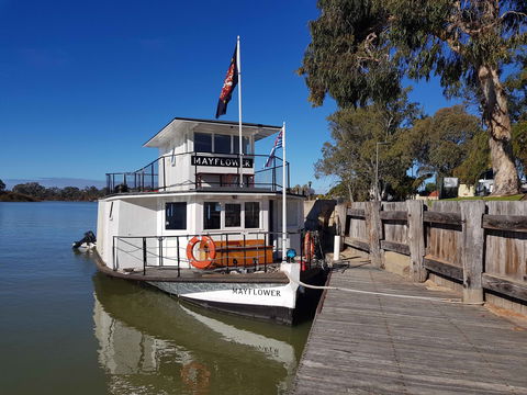 PW Mayflower Cruises - - Accommodation Main Beach 0