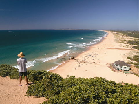 Redhead Beach - Accommodation Main Beach 0