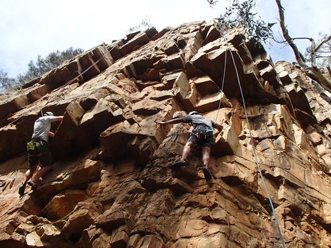 Rock Climbing In Morialta - Accommodation Main Beach 0