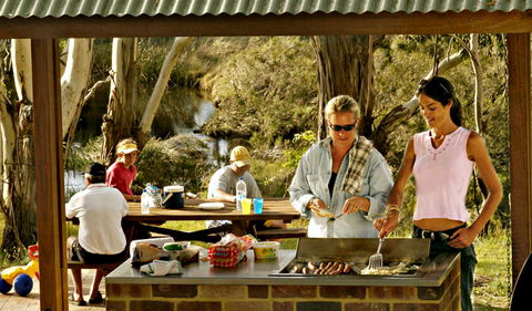 Apsley Falls Picnic Area - Accommodation Main Beach 0