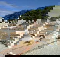 Historic Clan Ranald Shipwreck Graves - Accommodation Main Beach