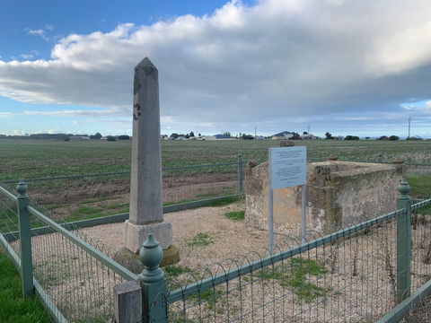 Stansbury Historic Cemetery - Accommodation Main Beach 1