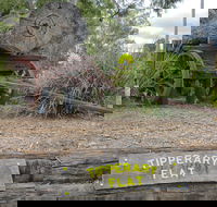 Tipperary Flat - Accommodation Main Beach