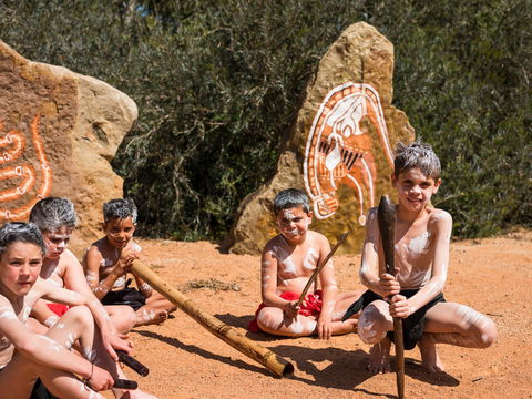 Wiradjuri Amphitheatre - Accommodation Main Beach 1