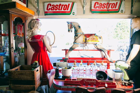 Arts, Vintage And Retro Trail - Accommodation Main Beach 1