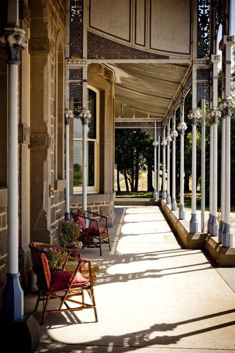 Barwon Park - Accommodation Main Beach 2