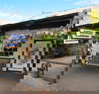 Birkenstock in the Hills - Accommodation Main Beach