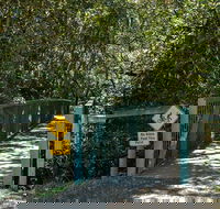 Mermaid Lookout Track - Accommodation Main Beach