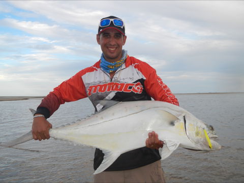 Reel In A Trophy - Fishing Adventure In Tropical Queensland! - Accommodation Main Beach 1