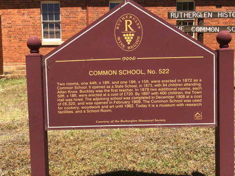 Rutherglen Common School Museum - Accommodation Main Beach 1
