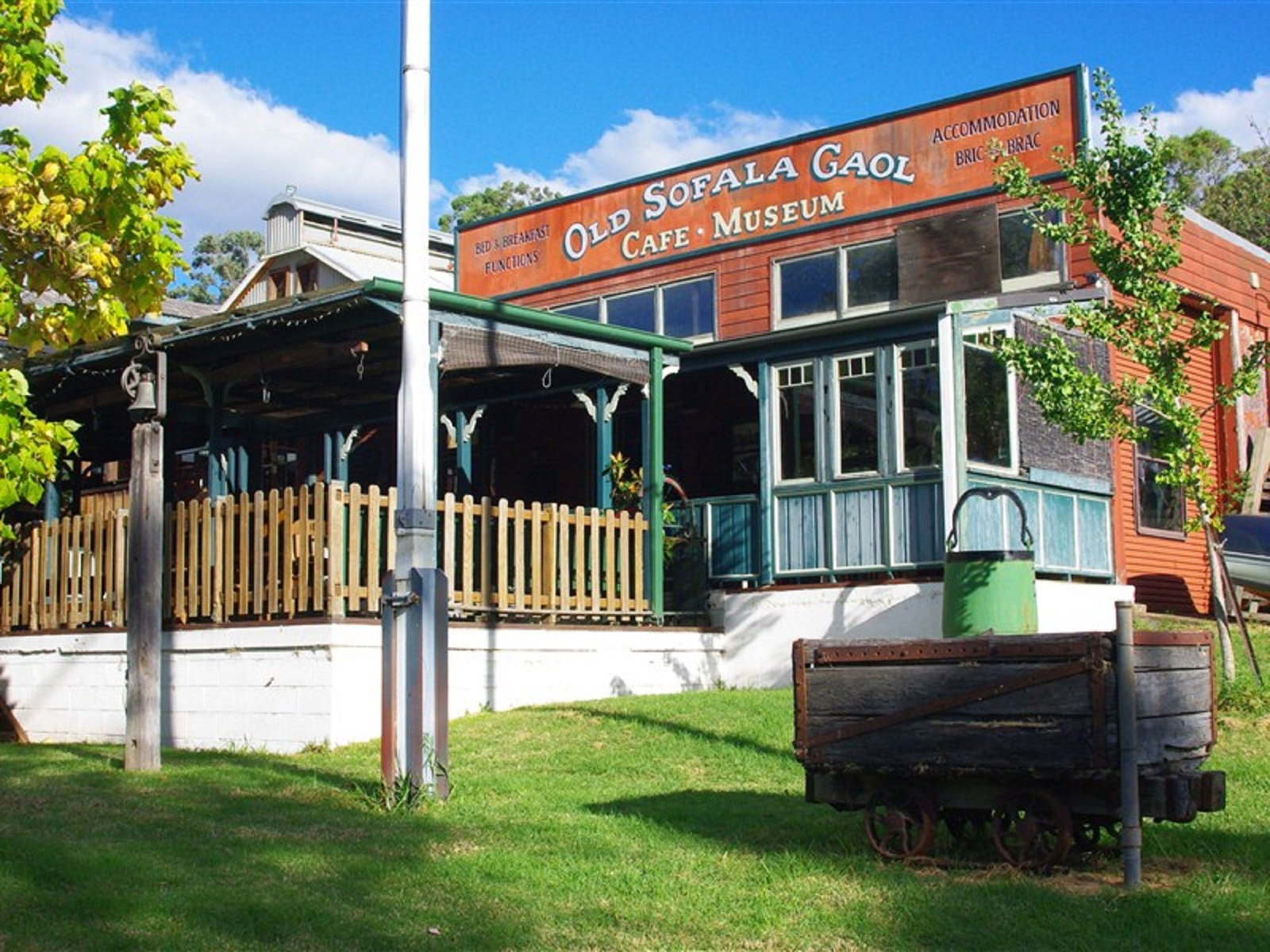 Abercrombie NSW Accommodation Main Beach