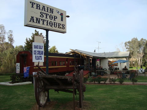 Train Stop Antiques - Accommodation Main Beach 0