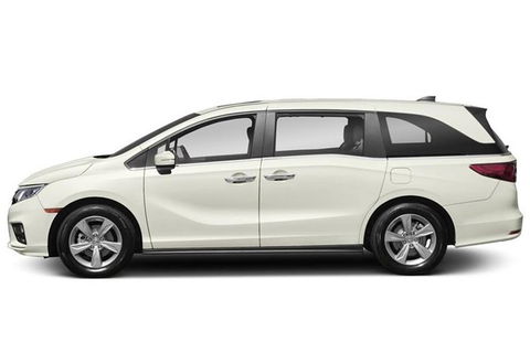 Gold Coast Airport Private Transfer To Or From Gold Coast CBD Maxmium 10 Person - Accommodation Main Beach 3