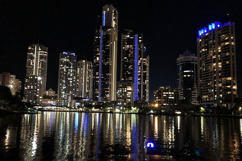 Romantic Gondola Dinner Cruise For Two - Accommodation Main Beach 11