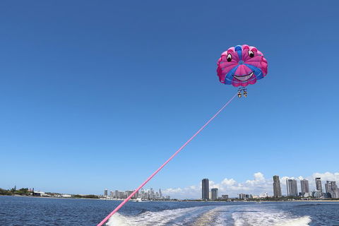 Gold Coast Parasailing - Solo, Tandem, Triple - Accommodation Main Beach 3