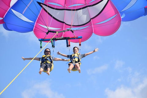 Gold Coast Parasailing - Solo, Tandem, Triple - Accommodation Main Beach 0