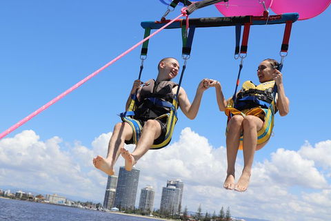 Gold Coast Parasailing - Solo, Tandem, Triple - Accommodation Main Beach 7
