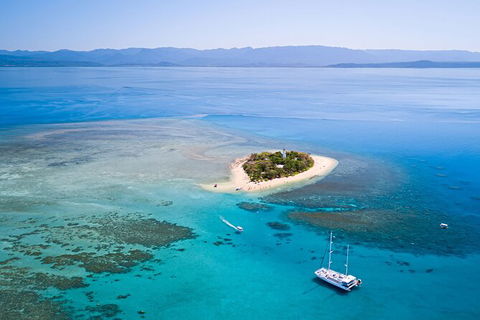 Ultimate 3-Day Great Barrier Reef Cruise Pass - Accommodation Main Beach 3
