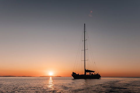 4 Day And 3 Night Whitsunday Maxi Sailing Adventure On Condor - Accommodation Main Beach 12