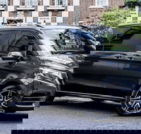 Arrival Private Transfers Adelaide Airport ADL to Adelaide in Luxury Van - Accommodation Main Beach