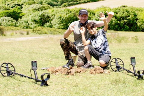 Melbourne Treasure Hunt 101 - Accommodation Main Beach 2