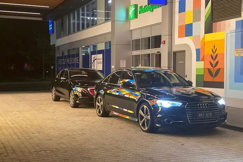 All Chauffeur Services - Accommodation Main Beach 2