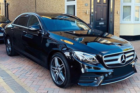 Arrival Private Transfers: Melbourne Airport MEL To Melbourne In Business Car - Accommodation Main Beach 3