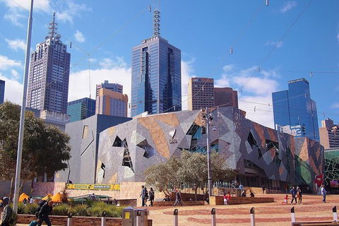 Arrival Private Transfers: Melbourne Airport MEL To Melbourne In Business Car - Accommodation Main Beach 1
