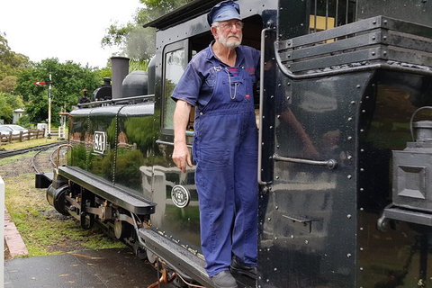Day Tour Of Yarra Valley Puffing Billy And Rayners Orchard - Accommodation Main Beach 35
