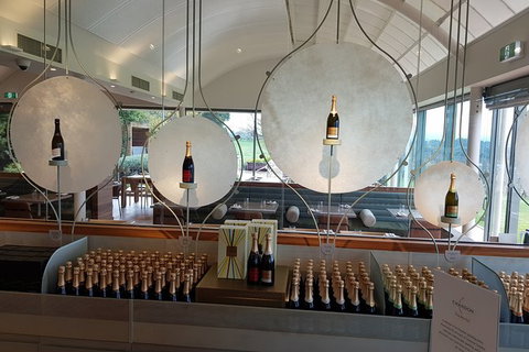 Day Tour Of Yarra Valley Puffing Billy And Rayners Orchard - Accommodation Main Beach 8
