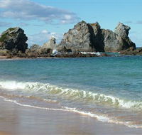 Camel Rock - Accommodation Main Beach
