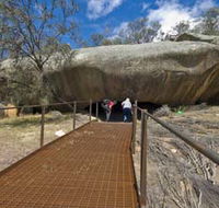 Mulka's Cave - Accommodation Main Beach