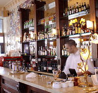 Madame SouSou - Accommodation Main Beach