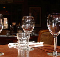O'Connells - Accommodation Main Beach