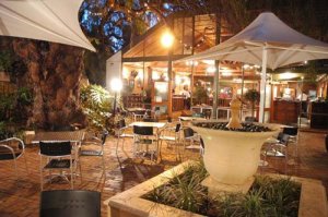 The Daniel O'Connell - Accommodation Main Beach 0